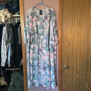 Floral Maxi Dress Size 3 Torrid